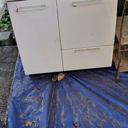 Antique Looking Stove 