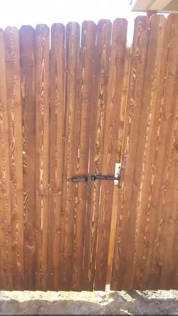 1x4x6 Spruce Fence Pickets Prestained