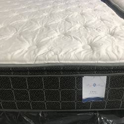 New Queen Luxury Pillowtop Mattress