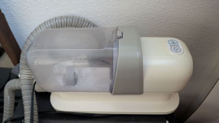 Dog grooming vacuum