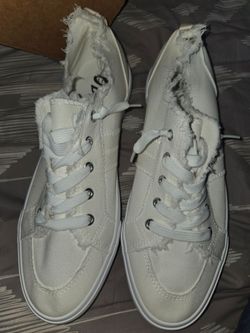 2 Pairs of Brand New woman shoes