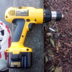 DeWalt Dw279 Drill And Battery No Charger