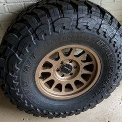 Off Road Rims Silverado Tundra Ram F-150 Balistic Pro Comp Kmc Method Titan Wheels 