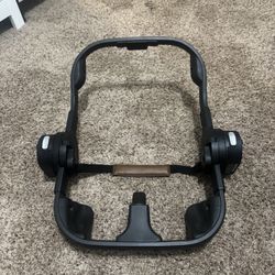 Nuna Triv Next Adapter 