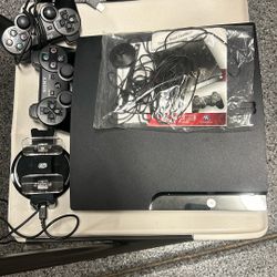 Sony PS3 Console, 2 Controllers