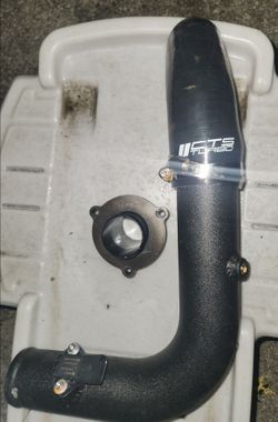 CTS Turbo Throtle inlet charge pipe. Used MK7 parts.