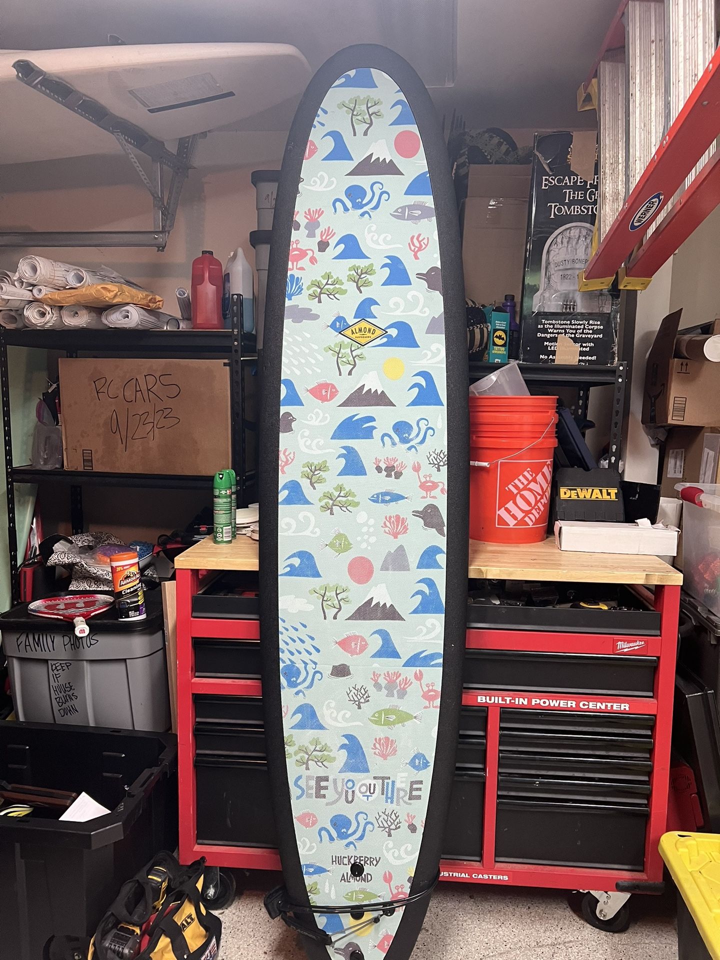 Almond surfboard