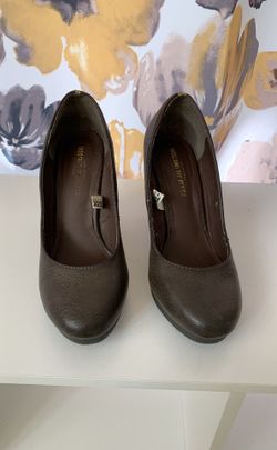 dark brown wedge