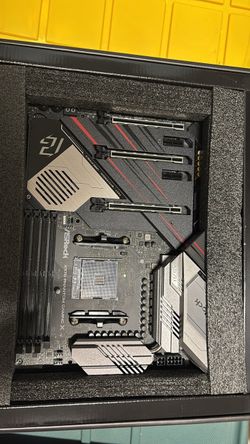 ASRock X570 Phantom Gaming X Motherboard
