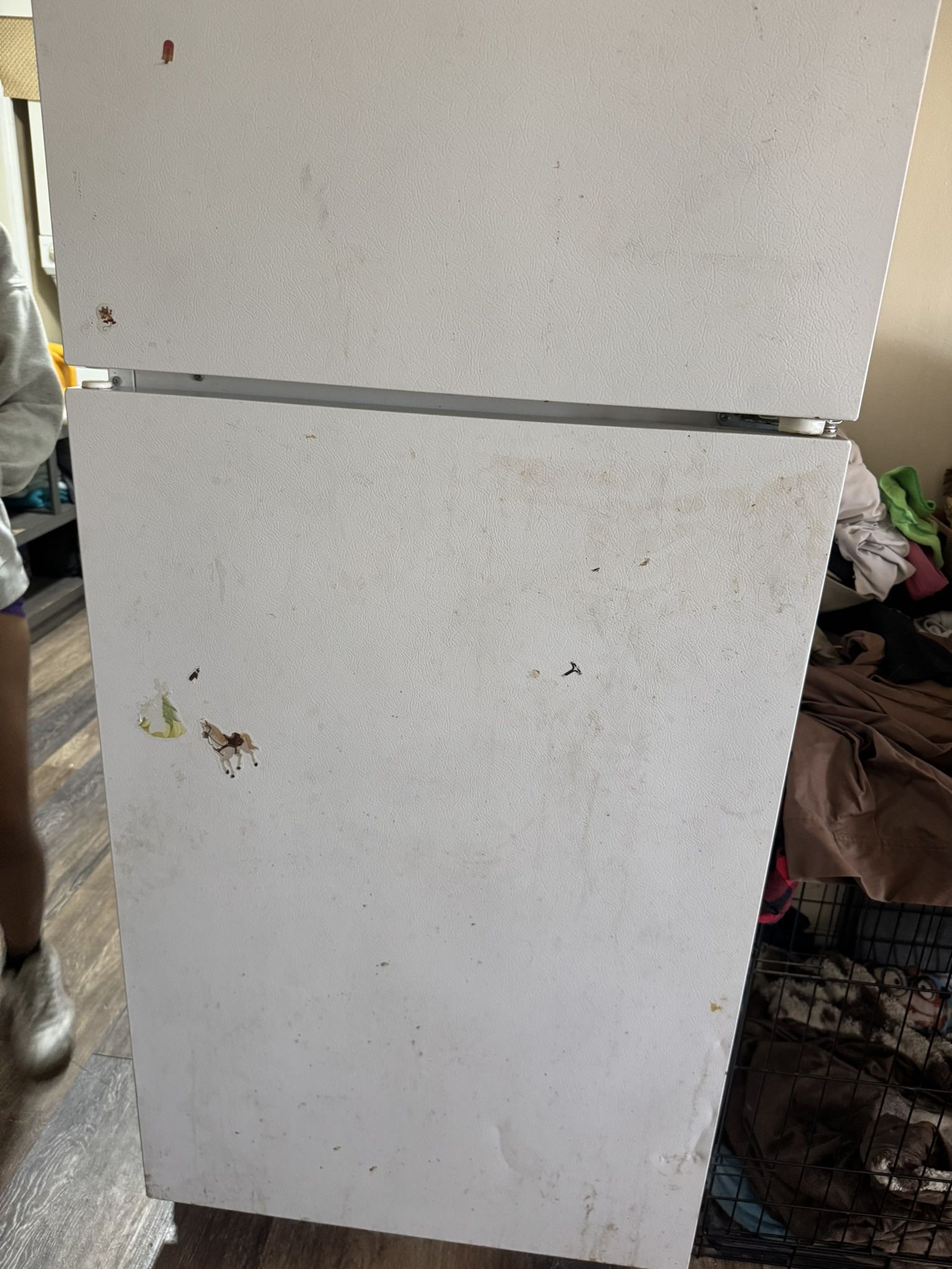 Refrigerator With Freezer