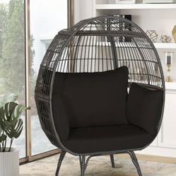 Brand New Indoor/Outdoor Comfy Oval Chair 
