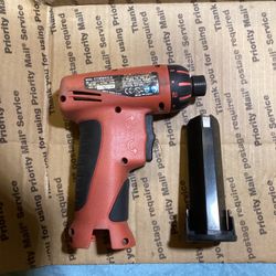 Pre-owned Snap-on CTS561CLO 7.2v 1/4” Hex Drill/Driver