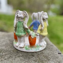  Ceramic  Candleholder 4 Rabbits In A Circle W/ Flowers & carrots. NEW