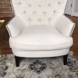 Four Living room Arm Chais