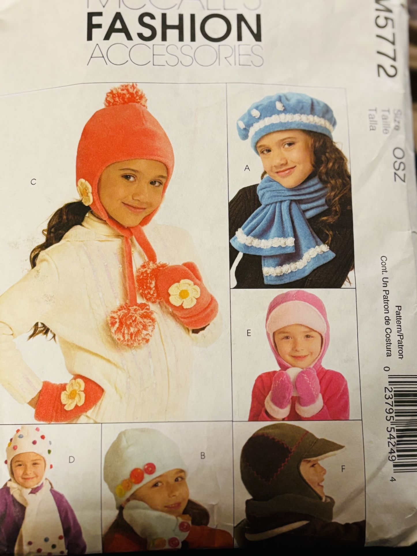 McCall's 5772 Sewing Pattern Girls Boys Hat Scarf Mittens Pre Owned