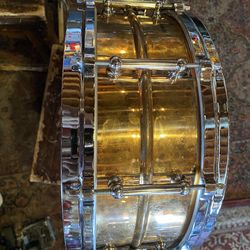 Pearl SensiTone Custom Alloy Bronze Snare Drum – 14x5.5 (Tube Lugs & Die-Cast Hoops)
