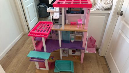 Barbie house in