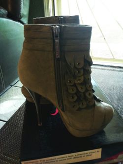 High Heel Grey Boots