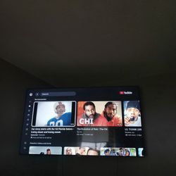 75 In Flat Screen Smart TV Samsung