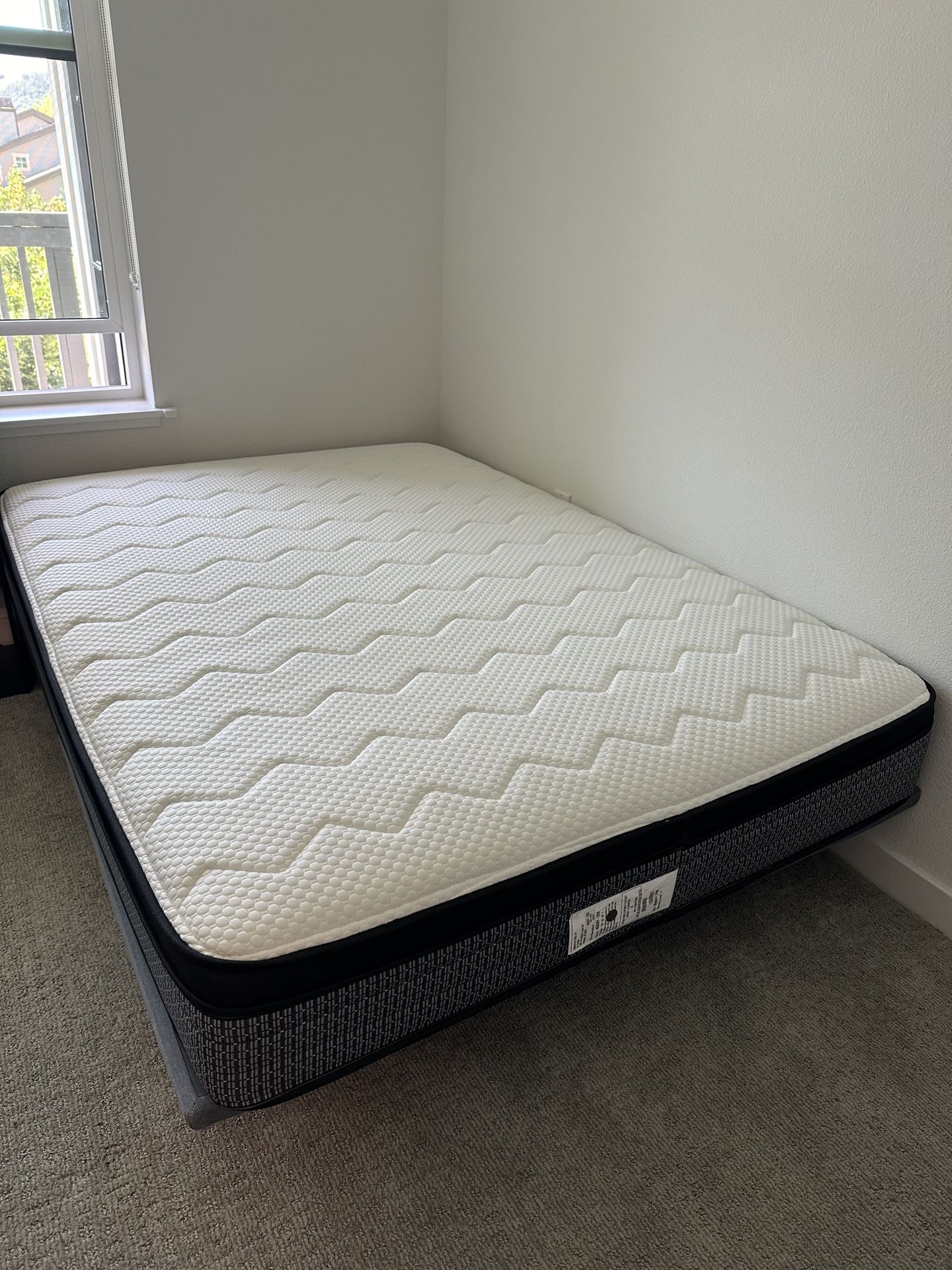 full size bed (frame & mattress)