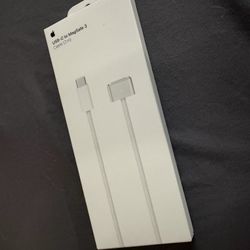 Apple USB- C to MagSafe 3 Charging Cable