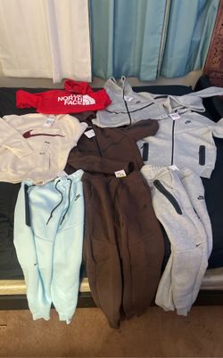 nike techs and nike hoodies brand new with tagsss