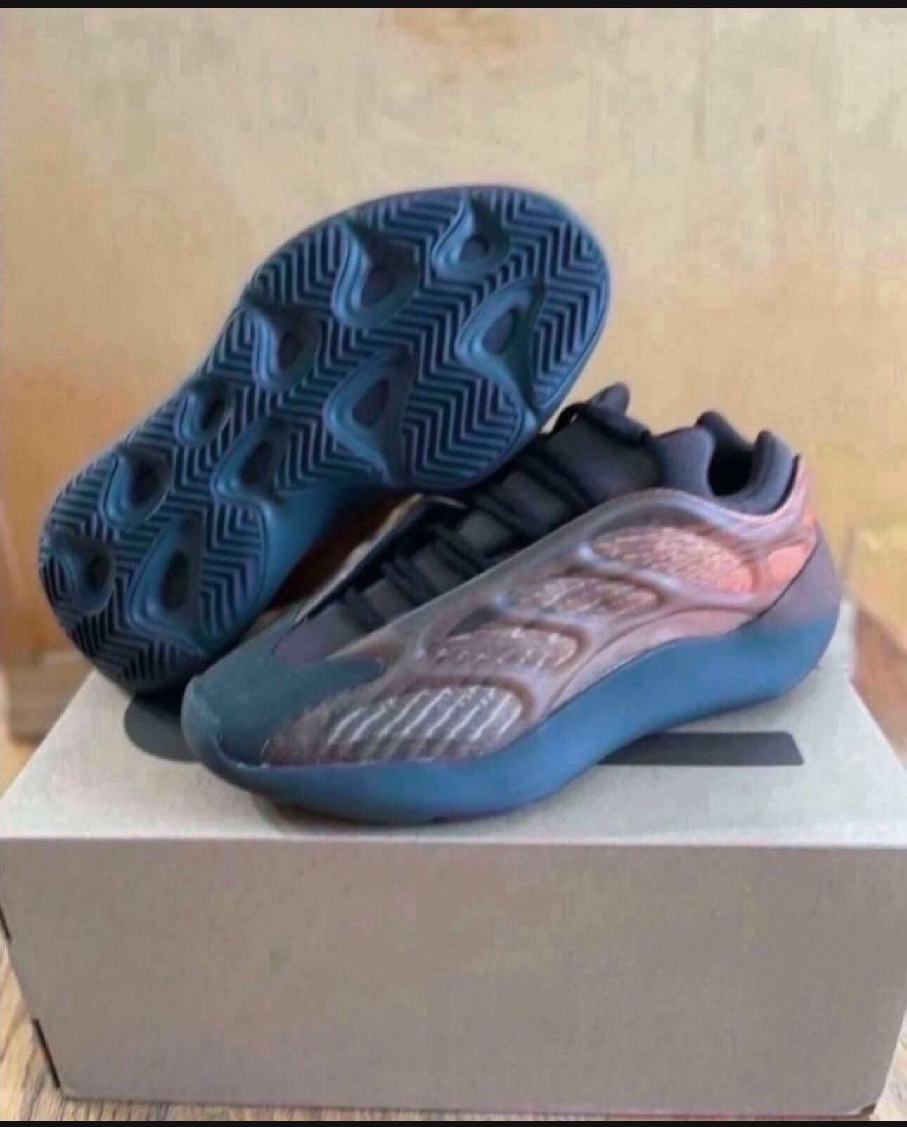 Adidas Yeezy 700 V3 Sz 6 Copper Fade Brand New