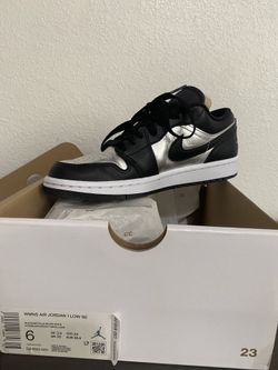 WMNS Air Jordan 1 Low SE