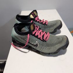 Nike Vapor max Size  11
