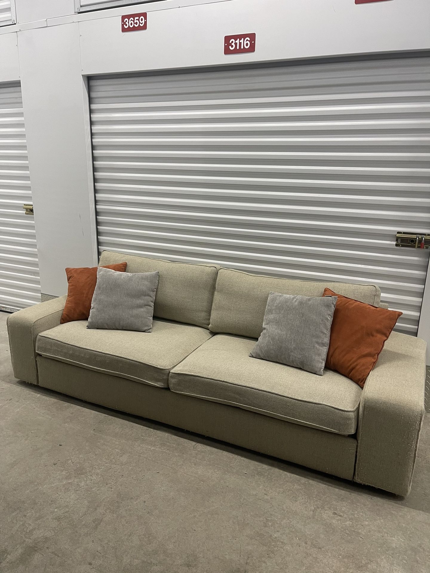 🚚FREE DELIVERY 🚚 Pull Out Bed Beige 97” Sofa