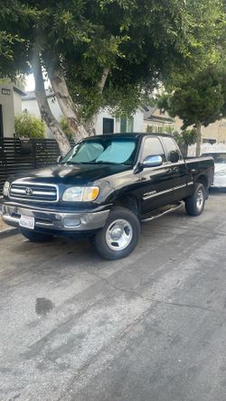 Toyota tundra 2001  muy buena condition !