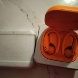 Powerbeats Pro 2 Wireless Earbuds Orange Like New Open Box