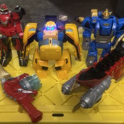 3 robot 2 weapon lot Power Rangers/ Transformer