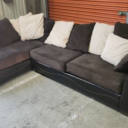 Ashley Furniture Sectional Couch FREE DELIVERY 