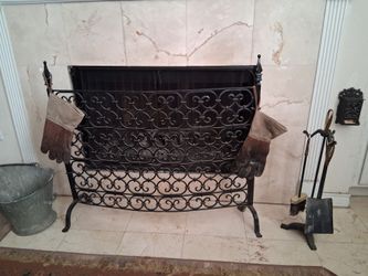 Black Wrought Iron Fireplace Screen w/ accessories