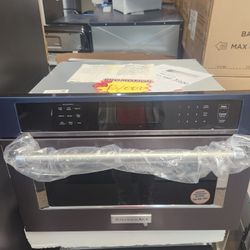 1.4 cu. ft. Built-n Convection Microwave in Black Stainless with Printshield Finish