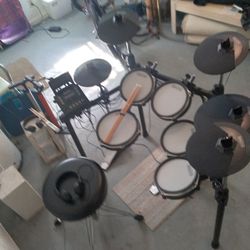 Simmons SD 600 Electric Drum Set