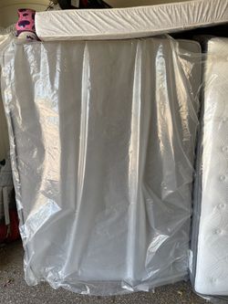 Full Mattress Barely Used 