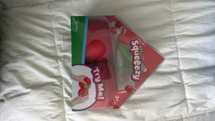 Squeeezy Cherry Squishy