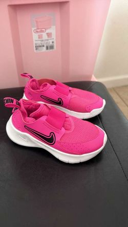 Toddler Nike shoes