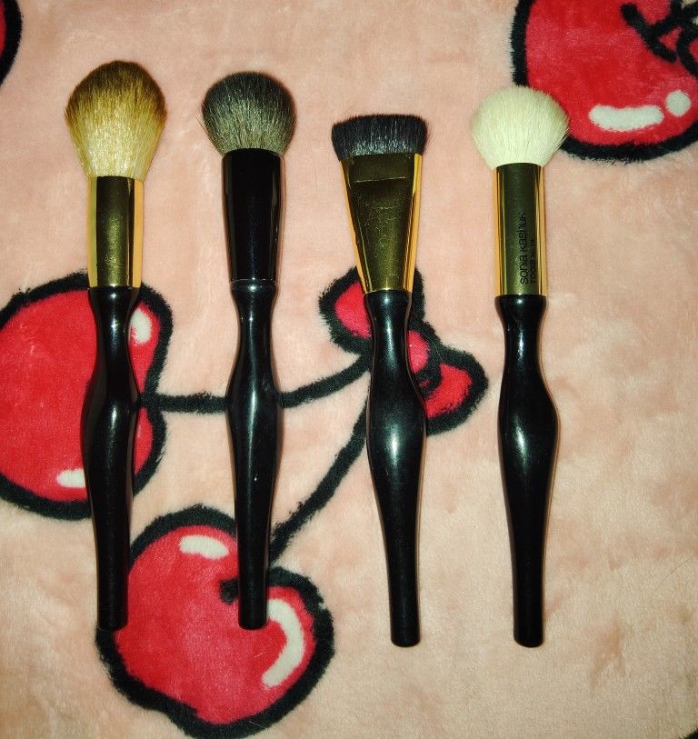 Makeup Brushes