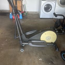 Golds’s Gym Elliptical 