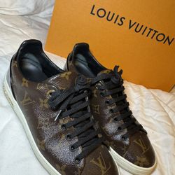 Louis Vuitton 38 Sneakers 