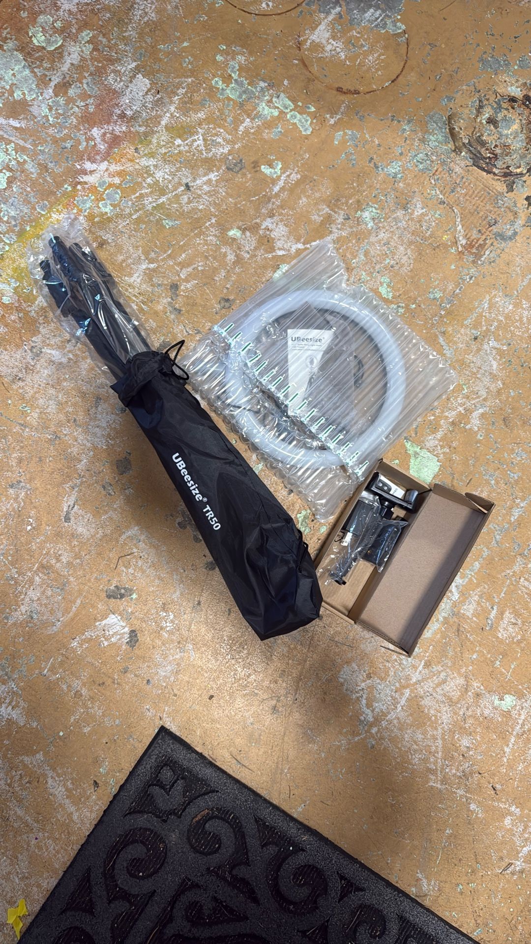 UBeesize 12” Ring/selfie Light