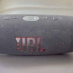 JBL Charge 5 with Powerbank black
