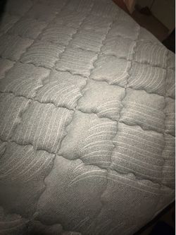 Like new kingsize mattress