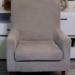 Fabric Arm Chair in Clear Gray Finish🛋☕️👈😊
