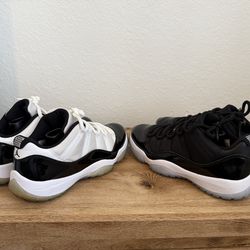 Jordan 11 Low (Concord & Space Jam)
