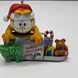 Garfield Christmas Ornament 1994 Vintage Holiday Mailbox Present Figurine