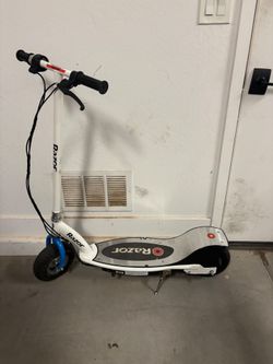 Electric scooter razor e300